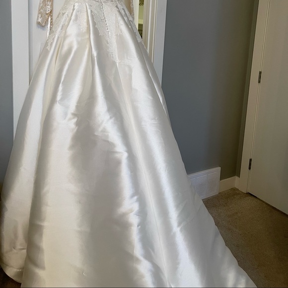 New Pronovias Albion Wedding dress size 10 NWT - Picture 9 of 15